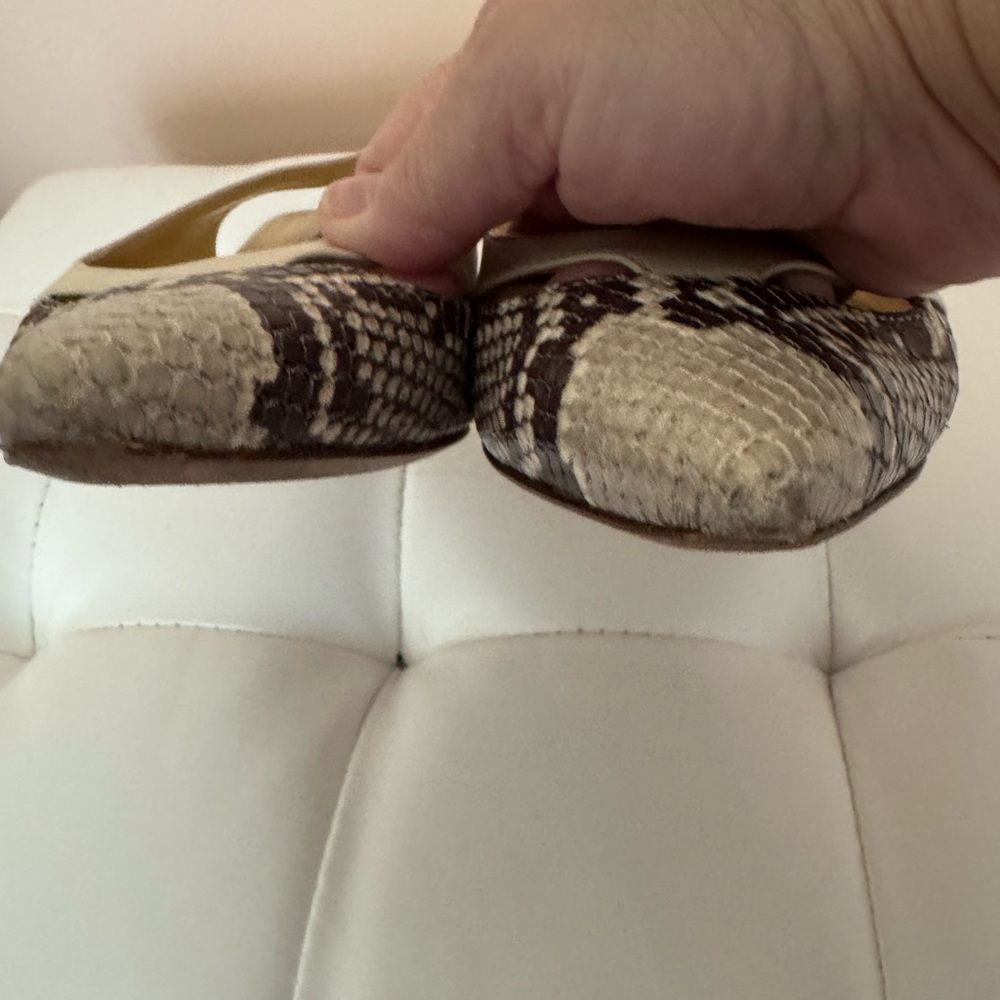 Saks Fifth Avenue Cream and Brown Snakeskin Heels. Used, size 6 - Picture 6 of 6